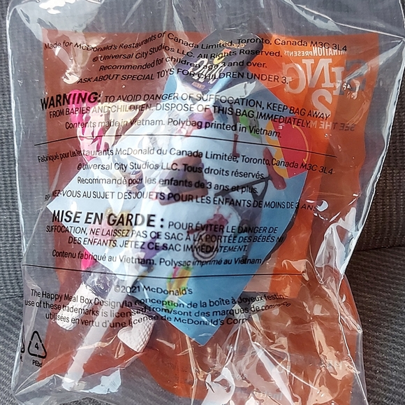 ROSITA and ASH Sing 2 McDonald's Happy Meal Toys NEW IN PACKAGE - Picture 6 of 11